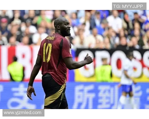 经纪人：卢卡库转会切尔西我把手机抛到十米高，他心里细腻